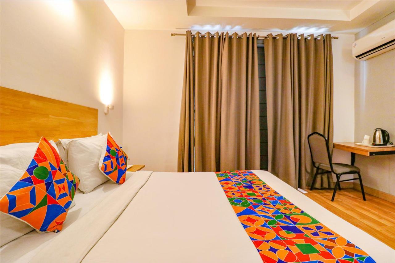 FabHotel Majestic JPM I Nueva Delhi Exterior foto