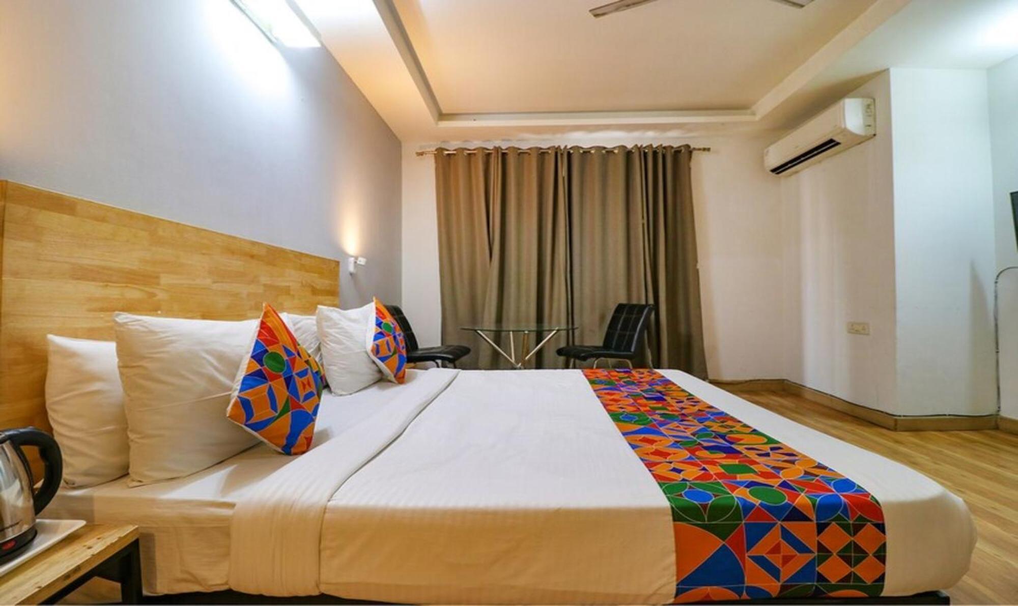 FabHotel Majestic JPM I Nueva Delhi Exterior foto